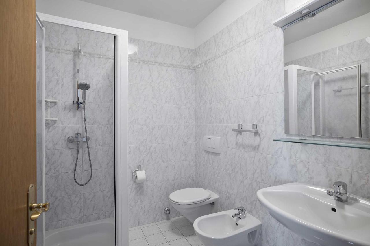 Residence Toblini Torbole Sul Garda Exterior photo
